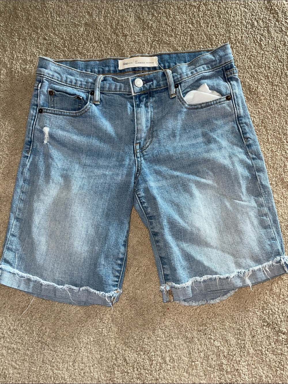 Light Wash Gap Denim Bermuda Shorts, size 27